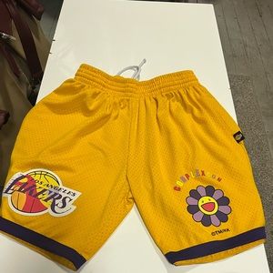 COMPLEXCON 2020 Lakers Short